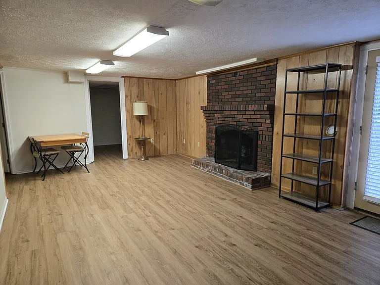 3339 Sanford Dr #B — Photo 12