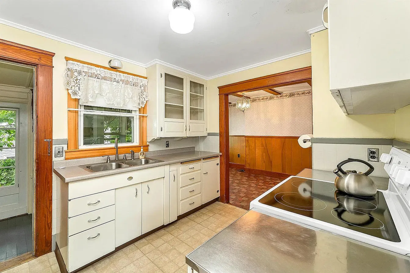 3 bed, 2.0 bath, 1500 sqft, $2,500 — Photo 4