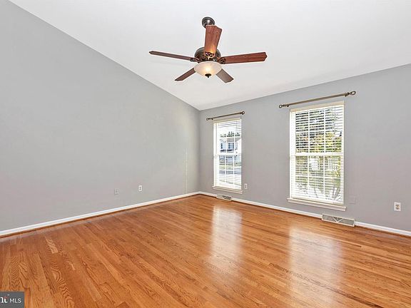 2nd image of 5506 Roy Ct