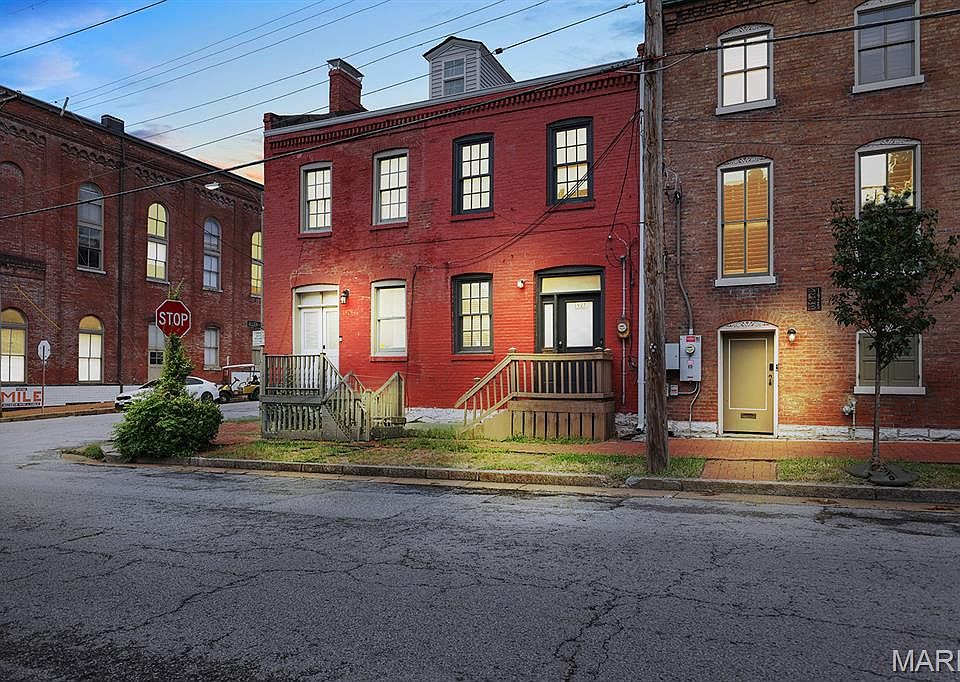 1st image of 1927 S 9th St