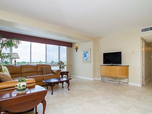 3rd image of 31 Island Way APT 202