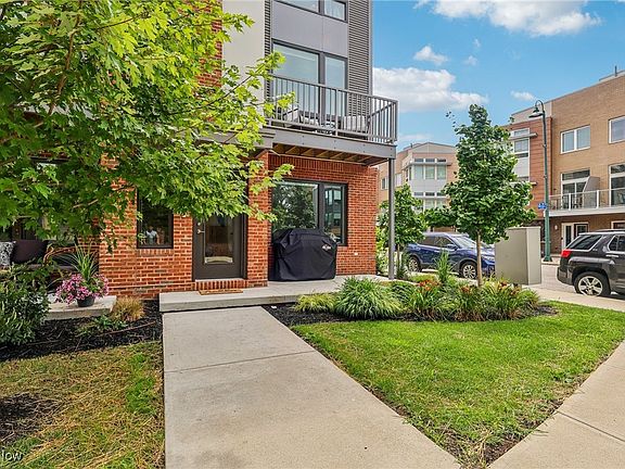2nd image of 7320 Park Place Ct