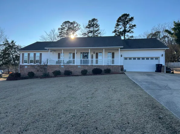 15 Equity Ct, Batesville, AR 72501