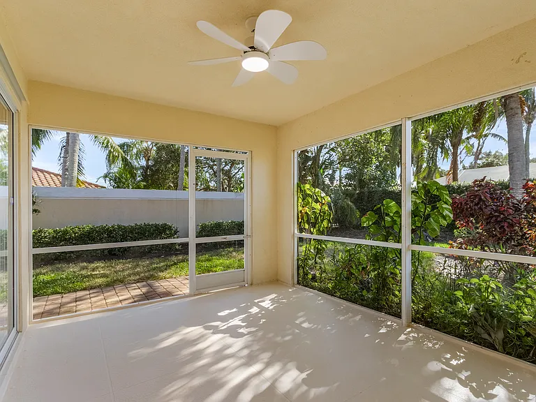 lanai facing private back yard