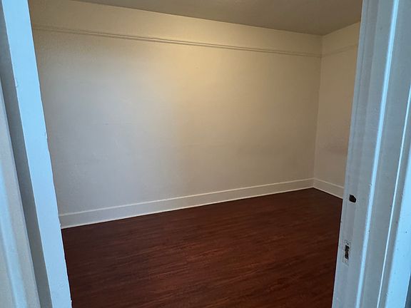 5th image of 1014 E Terrace St APT A