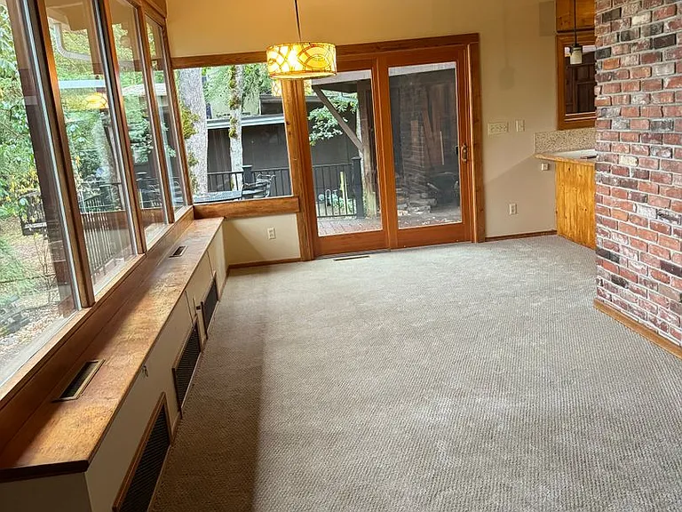 3645 NW Hayes Ave — Photo 7