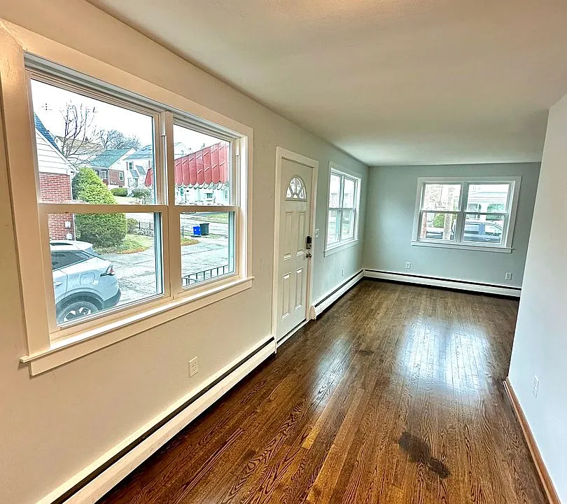 107-109 N Jackson Ave