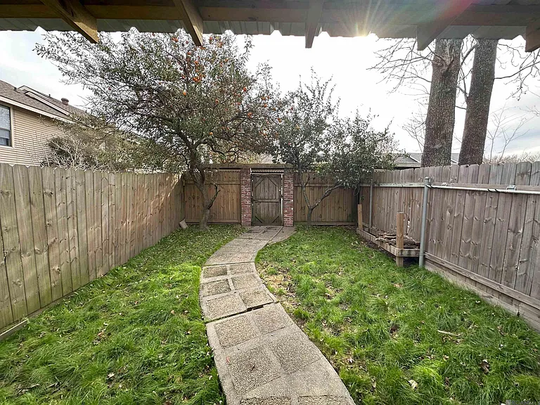 8732 Jefferson Hwy — Photo 19