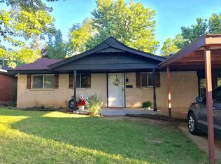 624 W Main St, Moore, OK 73160