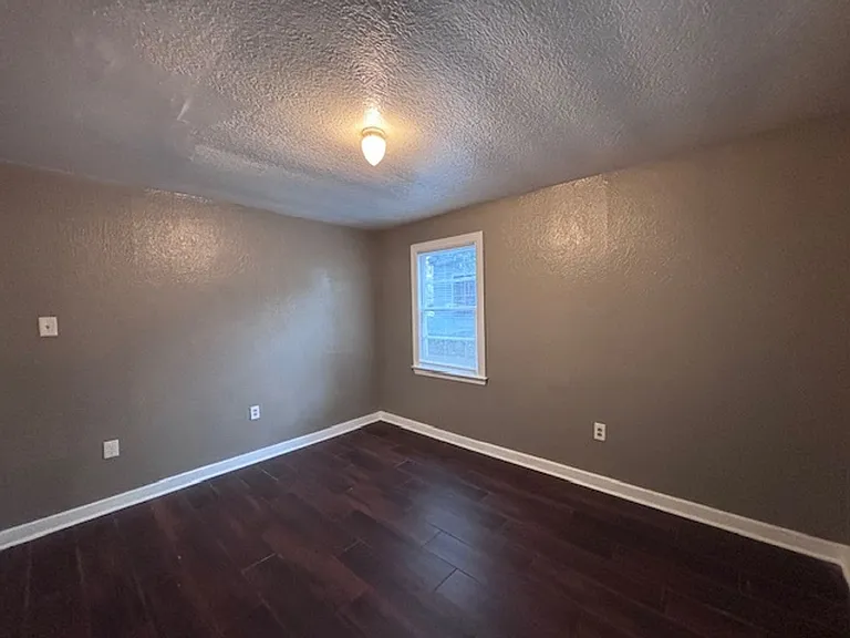 3906 S Barrow Dr — Photo 20