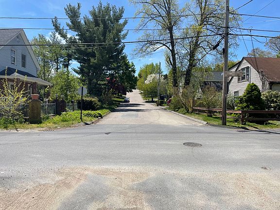 4th image of 78 Highland Ave