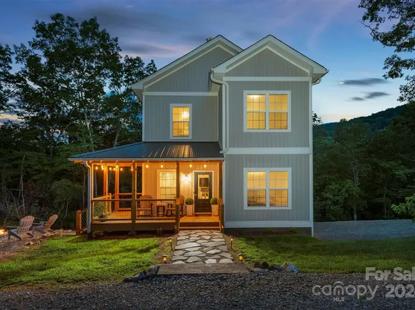 25 Rocky Fork Rd, Fairview, NC 28730
