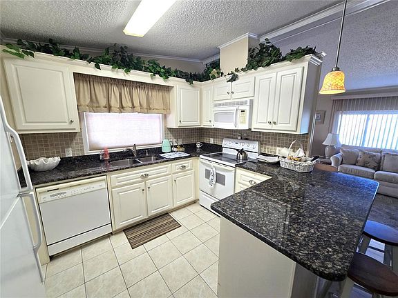 5th image of 8503 PRINCESS COURT