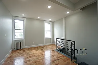 Rented by Rennit Inc.