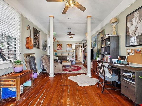 2nd image of 1808-10 Jena St