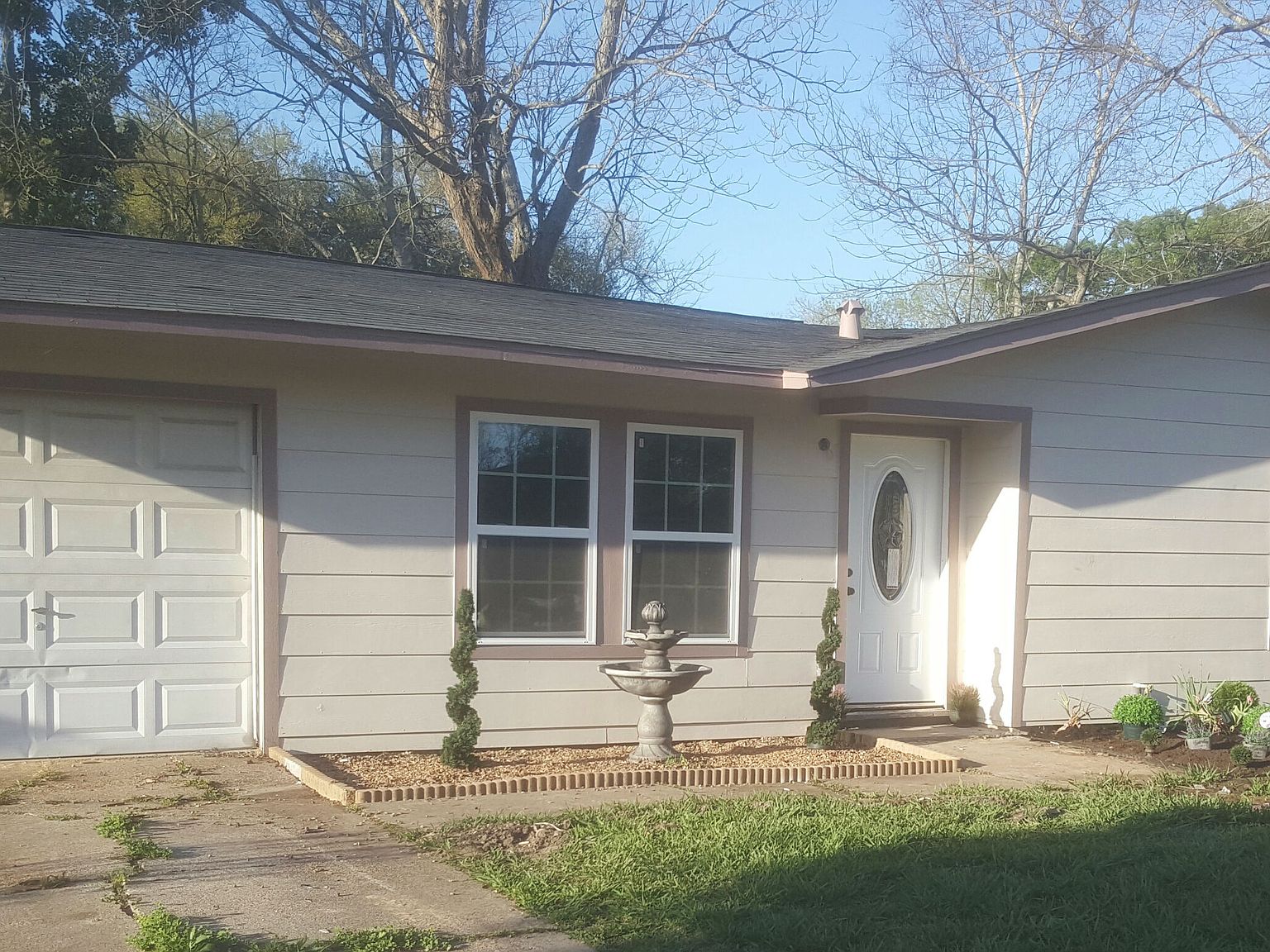 943 E Magnolia St, Angleton, TX 77515 Zillow