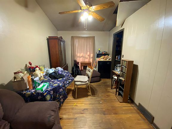 4th image of 3008 N Rockton Ave