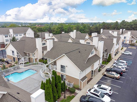 2nd image of 800 Victors Way #842-103