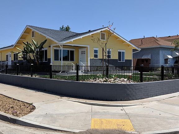 2nd image of 3095 39th St