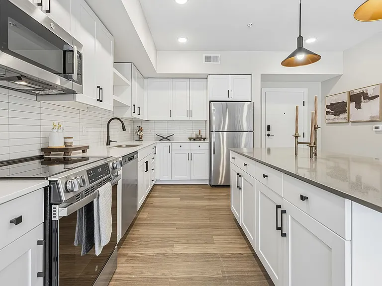 Asher Apartments - LIMITED-TIME OFFER 8 WEEKS FREE! — Photo 78