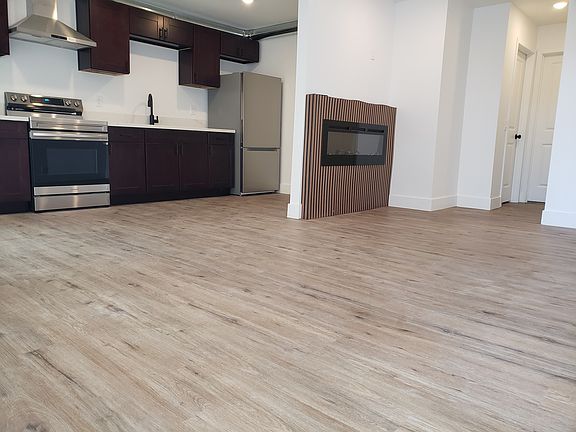 5th image of 4330 43rd St #2230