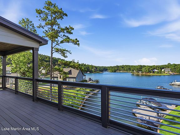 5th image of 12 Heart Pine Ln