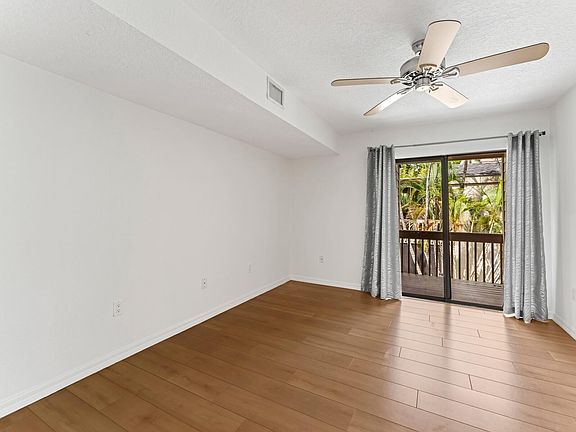 5th image of 2228 Bahia Vista St APT C5