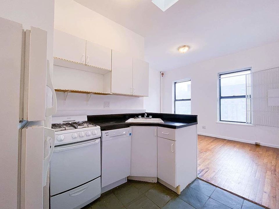 1st image of 631 E 11th St APT 27