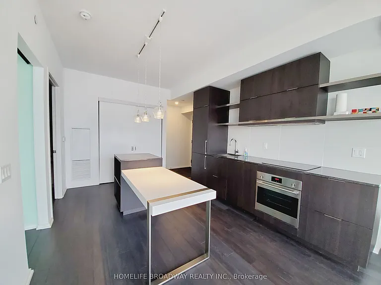 197 Yonge St #1714 — Photo 10