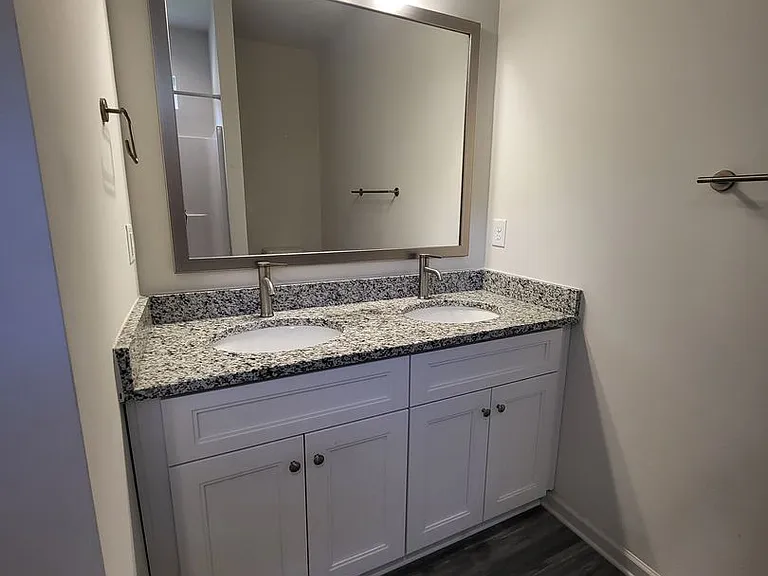 11810 Titan Ave — Photo 14