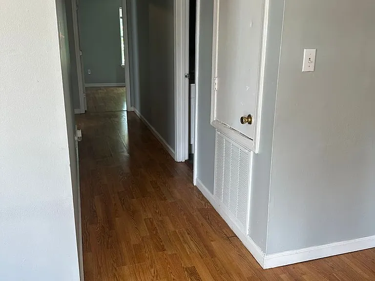 8720 - 8722 Hickory Street — Photo 7