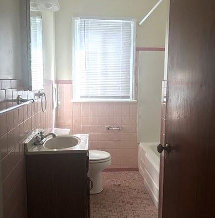 3rd image of 3636 Kershaw Ave