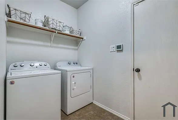 1433 Villa Paloma Blvd — Photo 16