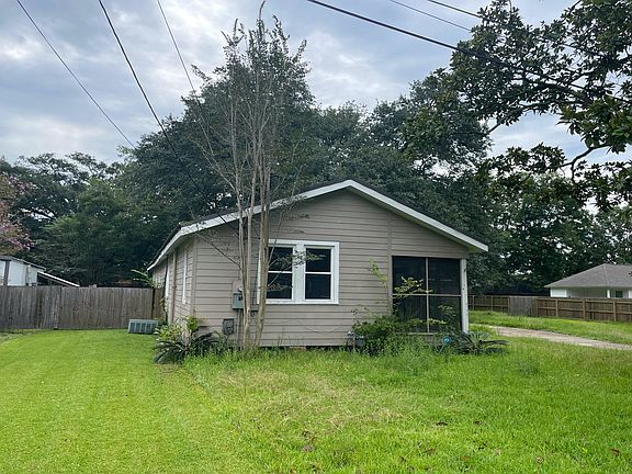 3rd image of 4538 42nd St