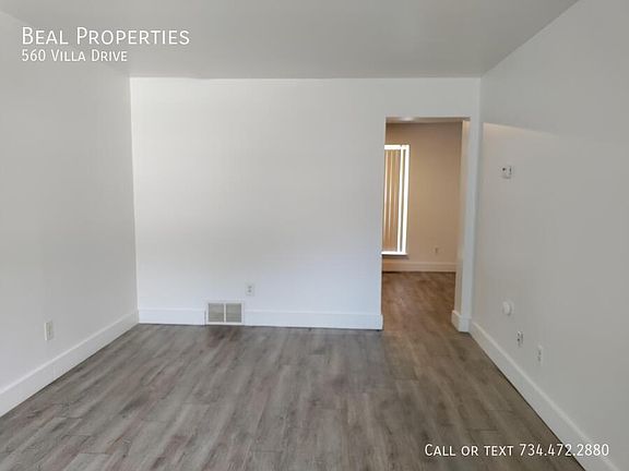 2nd image of 560 Villa Dr