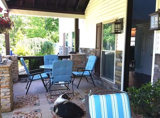 220 Thoroughbred Ln, Russellville, KY