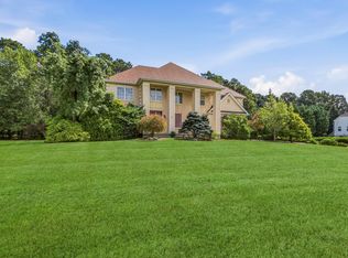 62 Greenwich Dr, Jackson, NJ 08527