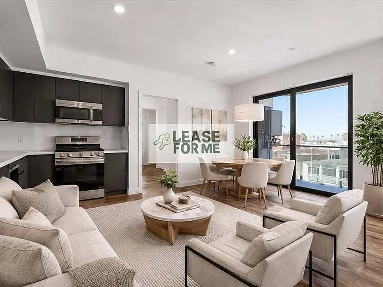 1538 S Wilton Pl #201 — Photo 2