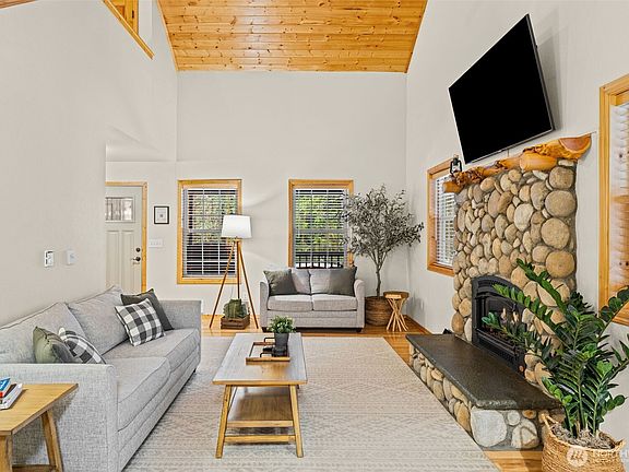 4th image of 12808 698th Avenue NE