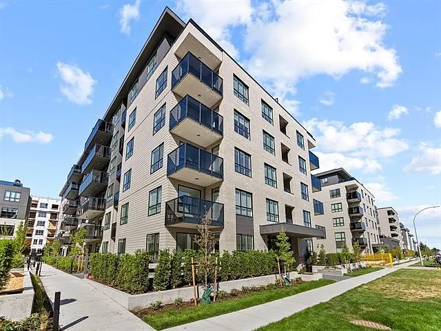 15735 85th Ave #206