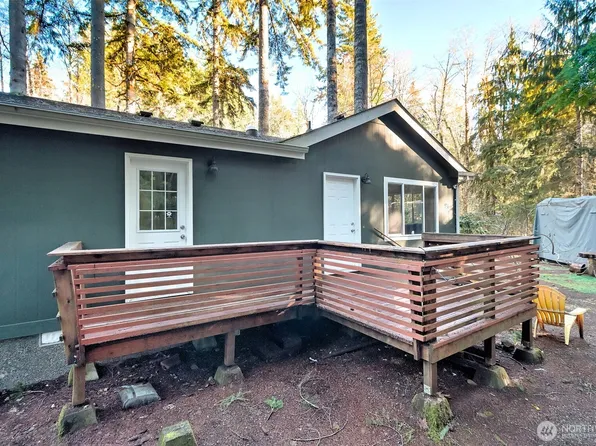 91 N Wigeon Place, Hoodsport, WA 98584