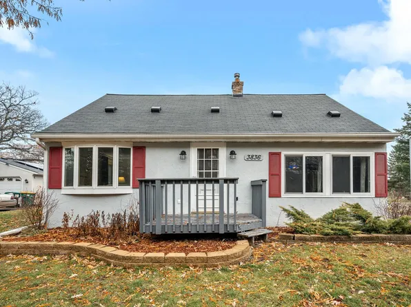 3836 McMenemy St, Vadnais Heights, MN 55127