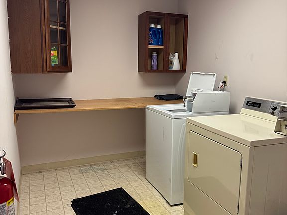 2nd image of 622 Terrace St #2L