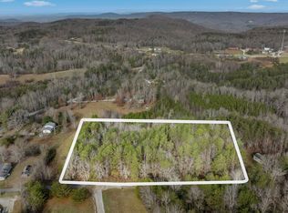 2 Ev Rd, Spencer, TN 38585