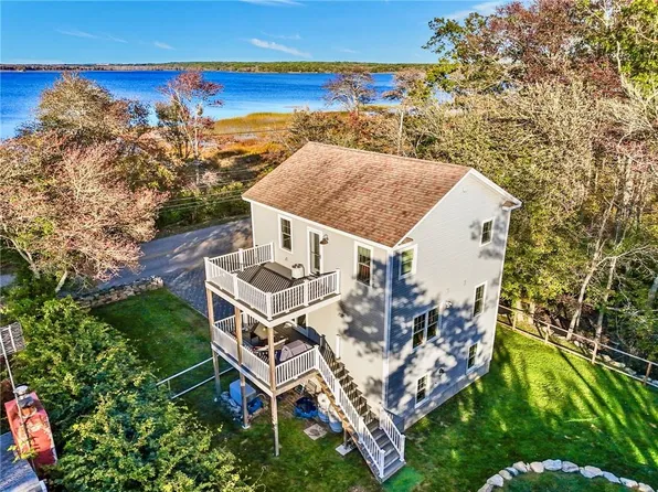 608 Wordens Pond Rd, South Kingstown, RI 02879