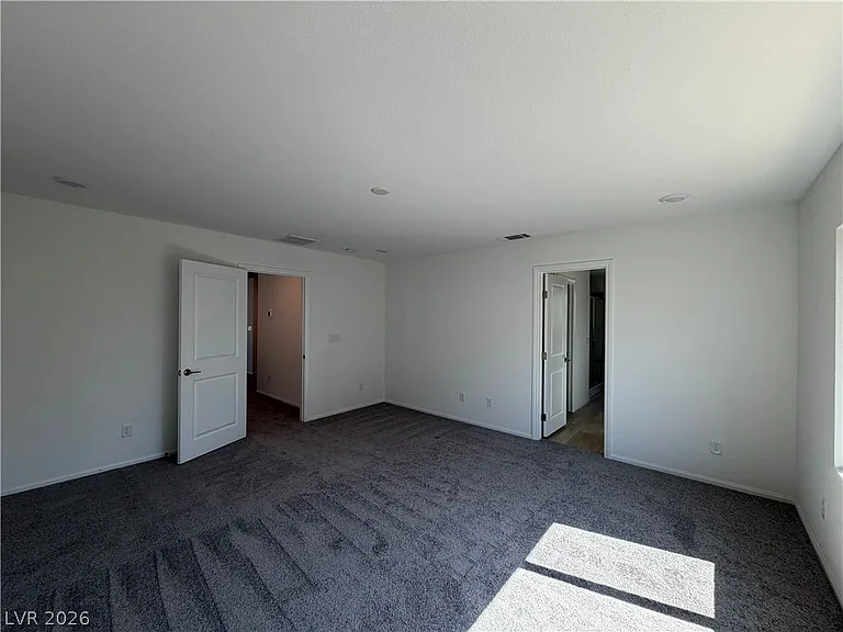 10021 Cooper Mountain St — Photo 16