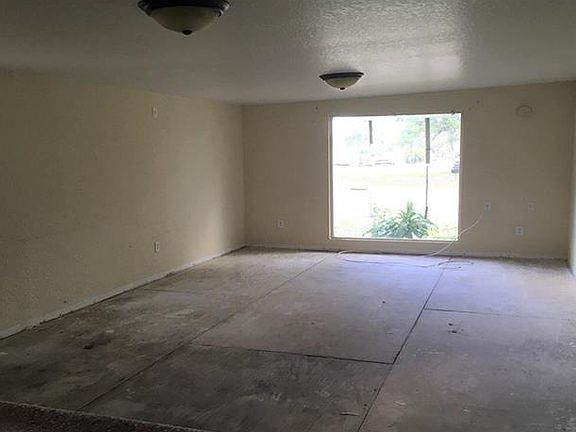 5th image of 5467 6th St SE