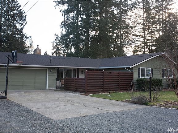 3rd image of 4430 106th Pl NE