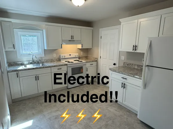 9 W Weir St #1-R, Taunton, MA 02780