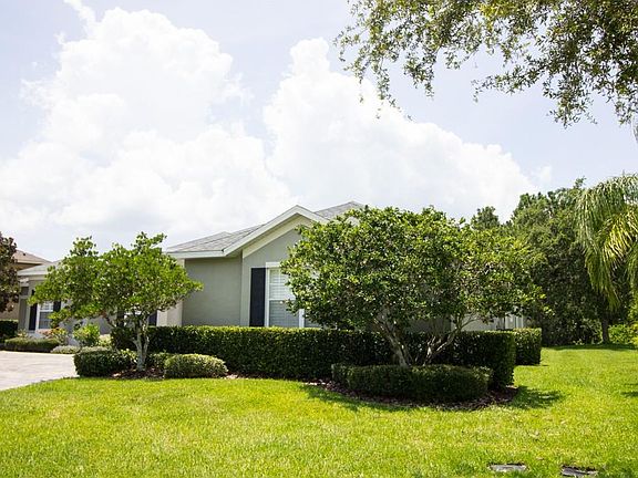 2nd image of 5001 Coveview Dr